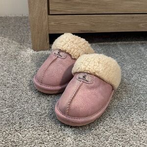 BearPaw Blush Slippers with Soft Cream Lining